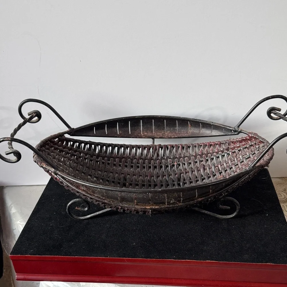 N/A elegant woven